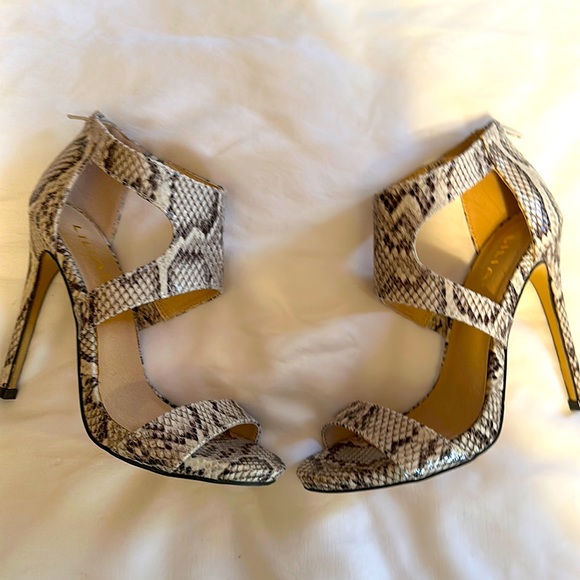 Snake skin high heel sandals, size 5 1/2 - Picture 3 of 5